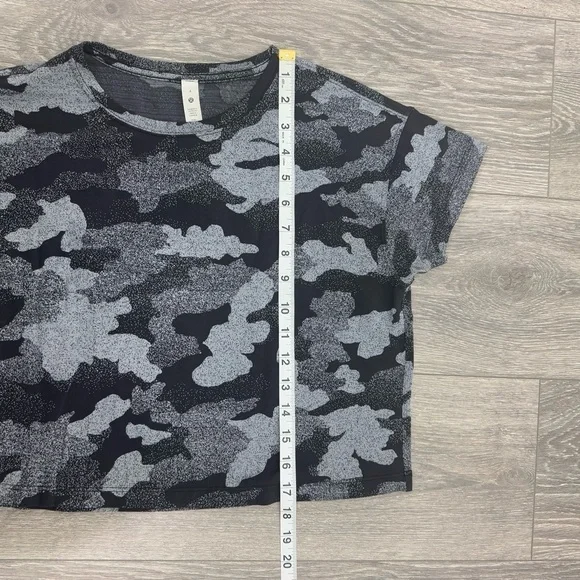Lululemon Cates Training Tee Heritage Speckle Camo Crop T Shirt 4 - Picture 10 of 12